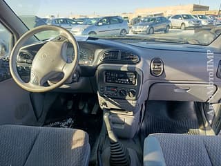 Хороший минивен газ метан можно на обмен пишите 77751188