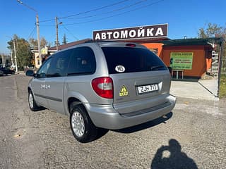 Selling Chrysler Voyager, 2004, gasoline-gas (methane), mechanics. PMR car market, Tiraspol. 