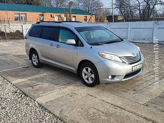 Vând Toyota Sienna, 2011 a.f., benzină-gaz (metan), mașinărie. Piata auto Pridnestrovie, Tiraspol. AutoMotoPMR.