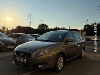 Комфортный и вместительный автомобиль пишите или звоните.. TOYOTA AVENSIS 2004 г.в 1.6 бензин. Автомобиль в отличном состоянии