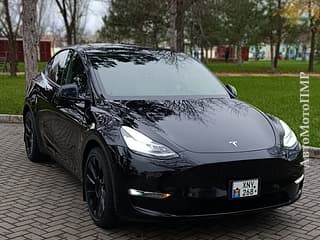 Tesla Model S, 2020, electro, automata. Tiraspol