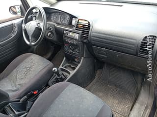 Vând Opel Zafira, 2002, benzină, manuala. Piata auto Pridnestrovie, Tiraspol. AutoMotoPMR.