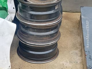 Wheels and tires in Moldova and Pridnestrovie. Продам комплект железных дисков R16 5/98. Находятся в Тирасполе