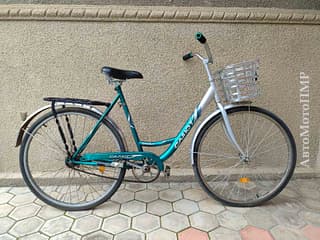 Продам велосипед ! В хорошем состоянии  Все запчасти shimano  Диаметр колёс 26. Продам женский велосипед