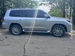 Vând Lexus LX Series, 2008 a.f., benzină-gaz (metan), mașinărie. Piata auto Pridnestrovie, Tiraspol. AutoMotoPMR.