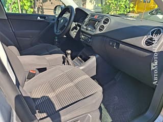 Продам Volkswagen Tiguan, 2010, бензин, механика. Авторынок ПМР, Тирасполь. АвтоМотоПМР.