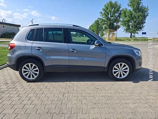 Продам Volkswagen Tiguan, 2010, бензин, механика. Авторынок ПМР, Тирасполь. АвтоМотоПМР.