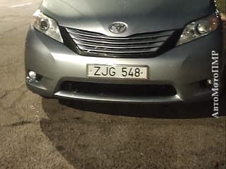 Toyota Sienna 2013 г.в.