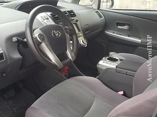 Vând Toyota Prius v, 2012 a.f., гибрид-газ (метан), mașinărie. Piata auto Pridnestrovie, Tiraspol. AutoMotoPMR.