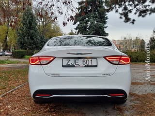 Vând Chrysler 300c, 2015 a.f., benzină, mașinărie. Piata auto Pridnestrovie, Tiraspol. AutoMotoPMR.