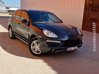 Продаётся Porsche Cayenne 2013 3.0d V6 245л.с. Двигатель CRCA В идеальном состоянии.. Mașini în Moldova și Pridnestrovie, vânzare, închiriere, schimb