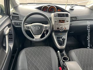 Надежный минивен 7 мест на обмен пишите