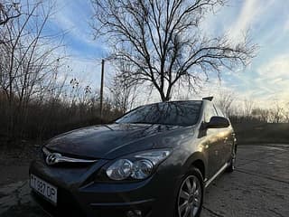 Продам Hyundai i30, 2011 г.в., бензин, механика. Авторынок ПМР, Тирасполь. АвтоМотоПМР.