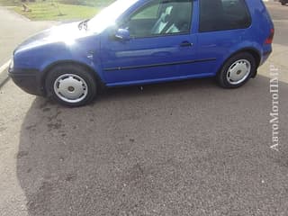 Selling Volkswagen Golf, 2000, gasoline-gas (propane), mechanics. PMR car market, Tiraspol. 