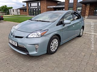 Selling Toyota Prius, 2013, plugin hybrid, аutomatic. PMR car market, Tiraspol. 
