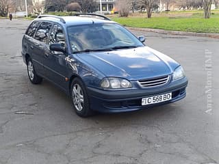 Тайота авенсис на уверенном ходу на обмен пишите