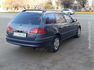 Тайота авенсис на уверенном ходу на обмен пишите