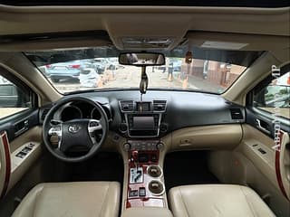 Selling Toyota Highlander, 2013, hybrid, аutomatic. PMR car market, Tiraspol. 