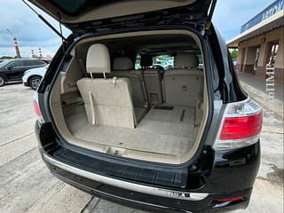 Selling Toyota Highlander, 2013, hybrid, аutomatic. PMR car market, Tiraspol. 