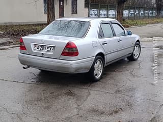 Мерседес газ метан можно на обмен пишите 77751188