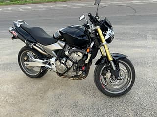 Продам, требуется категория тяжелого мотоцикла А. Продам Hornet 2006 года в отличном состоянии