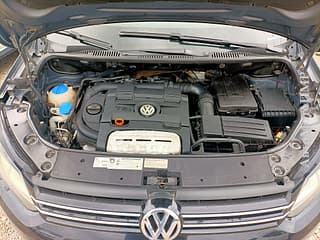 Продам Volkswagen Touran, 2012 г.в., бензин-газ (метан), автомат. Авторынок ПМР, Кишинёв. АвтоМотоПМР.