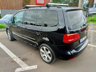 Selling Volkswagen Touran, 2012 made in, gasoline-gas (methane), machine. PMR car market, Chisinau. 