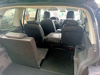 Vând Volkswagen Touran, 2012 a.f., benzină-gaz (metan), mașinărie. Piata auto Pridnestrovie, Chișinău. AutoMotoPMR.