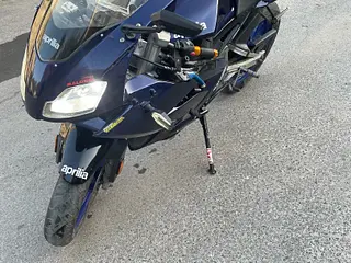 Продам Aprilia R/S 50 в отличном состоянии. Все документы в порядке и всё работает исправн