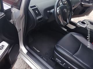 Продам Toyota Prius v, 2016, гибрид, автомат. Авторынок ПМР, Тирасполь. АвтоМотоПМР.