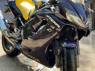 Хонда cbr 600 , 2004 , документы есть , оригинальный пробег 20.000км. Продается мотоцикл Урал.92 г.в