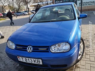 Selling Volkswagen Golf, 2001 made in, petrol, mechanics. PMR car market, Tiraspol. 