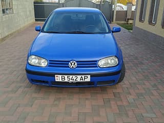 Selling Volkswagen Golf, 1999 made in, petrol, mechanics. PMR car market, Tiraspol. 