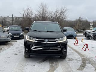 Тайота хайлендер 8 мест пишите на обмен 77751188