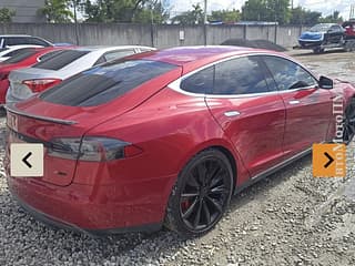 Tesla Model S, 2014, электро, автомат. Тирасполь