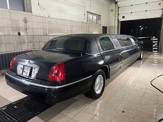 Продам Lincoln Town Car, 2001 г.в., бензин, автомат. Авторынок ПМР, Тирасполь. АвтоМотоПМР.