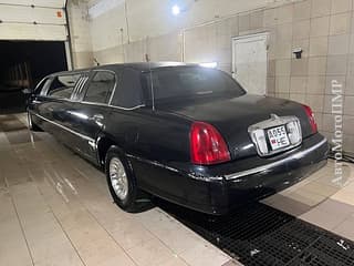 Продам Lincoln Town Car, 2001 г.в., бензин, автомат. Авторынок ПМР, Тирасполь. АвтоМотоПМР.