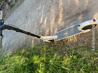 Cumpărați un scuter electric în Moldova şi Pridnestrovie