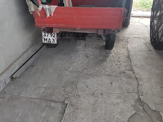  Scuteră cu trei roți (Carburator pe benzină) • Scutere  în Transnistria • AutoMotoPMR - Piața moto Transnistria.