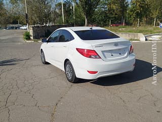 Selling Hyundai Accent, 2016 made in, petrol, machine. PMR car market, Tiraspol. 