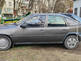 Vând Opel Vectra, 1990, benzină, manuala. Piata auto Pridnestrovie, Tiraspol. AutoMotoPMR.