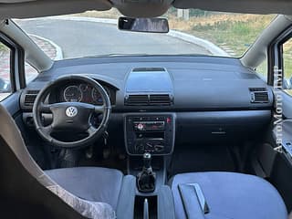 Selling Volkswagen Sharan, 2005, diesel, mechanics. PMR car market, Tiraspol. 