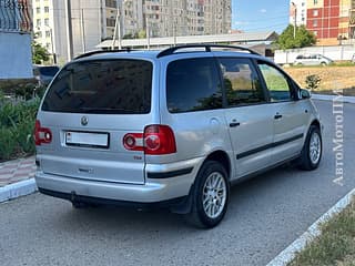 Selling Volkswagen Sharan, 2005, diesel, mechanics. PMR car market, Tiraspol. 