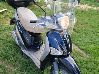  Maxiscooter, Piaggio, LIBERTY, 2008 a.f., 150 cm³ (Carburator pe benzină) • Мotorete și Scutere  în Pridnestrovie • AutoMotoPMR - Piața moto Pridnestrovie.