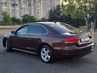 Vând Volkswagen Passat, 2013, benzină-gaz (metan), automata. Piata auto Pridnestrovie, Tiraspol. AutoMotoPMR.