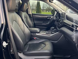 Selling Toyota Highlander, 2021, hybrid, аutomatic. PMR car market, Tiraspol. 